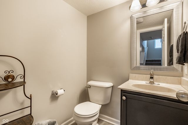 11521 Beardsley Way, Fishers, IN 46038