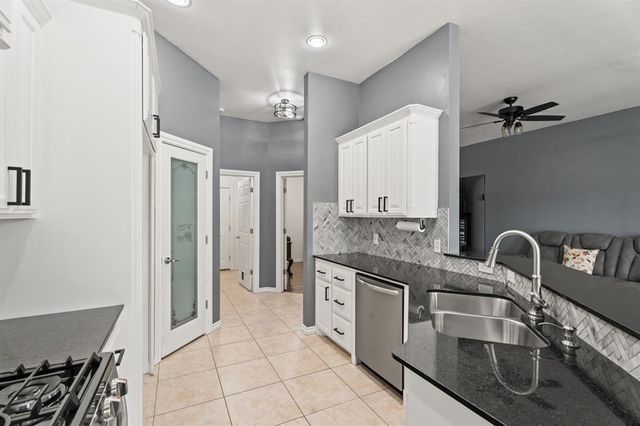 840 Carol Ann Place, Moore, OK 73160