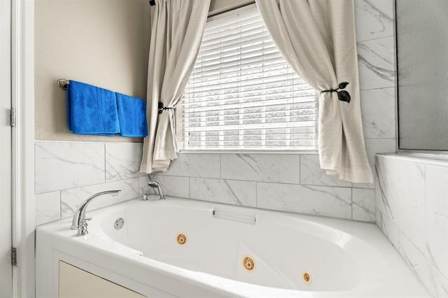 840 Carol Ann Place, Moore, OK 73160