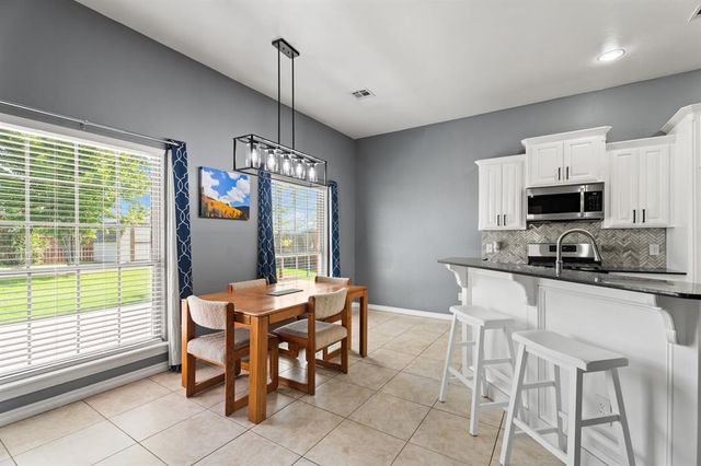 840 Carol Ann Place, Moore, OK 73160