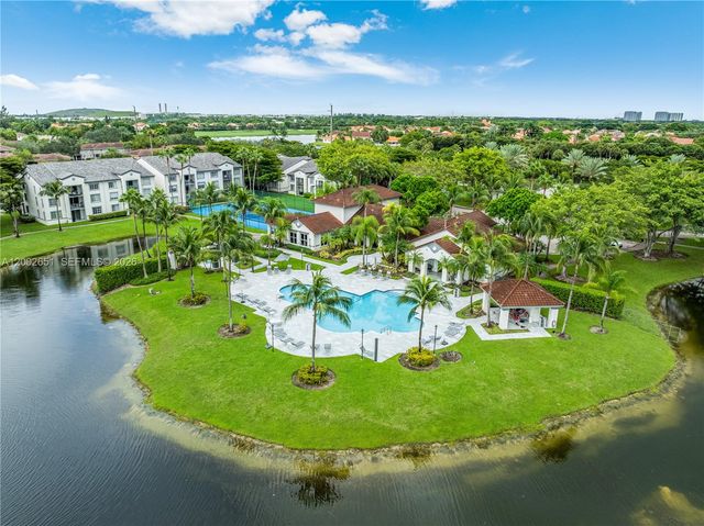 4350 NW 107th Ave 204, Doral, FL 33178