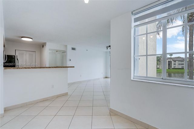 4350 NW 107th Ave 204, Doral, FL 33178