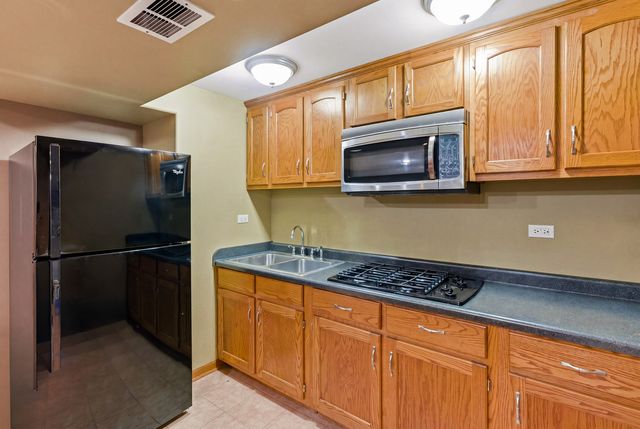 15726 Menominee Court, Manhattan, IL 60442
