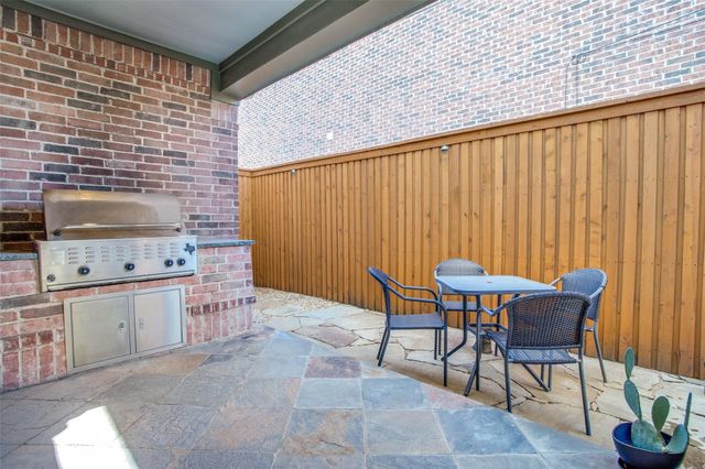 5020 Mission Avenue, Dallas, TX 75206