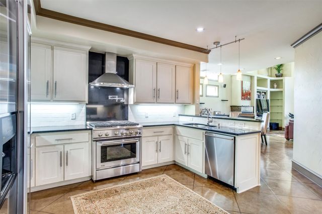 5020 Mission Avenue, Dallas, TX 75206