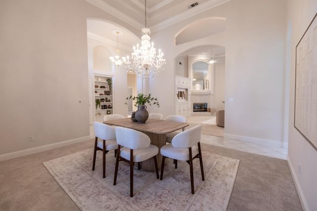 10235 N Rowell Avenue, Fresno, CA 93730