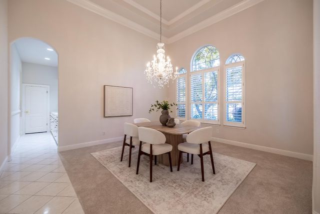10235 N Rowell Avenue, Fresno, CA 93730