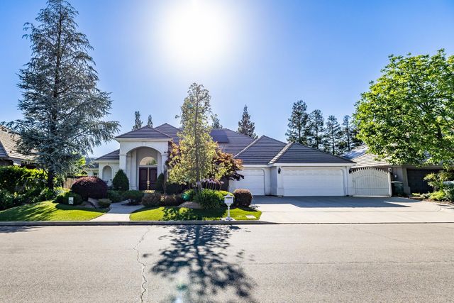 10235 N Rowell Avenue, Fresno, CA 93730