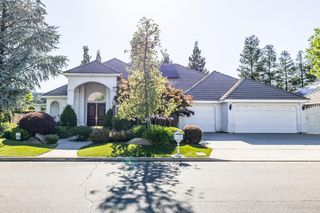 10235 N Rowell Avenue, Fresno, CA 93730