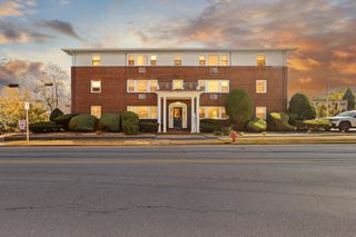 100 Magnolia Ave 5, Lynn, MA 01904