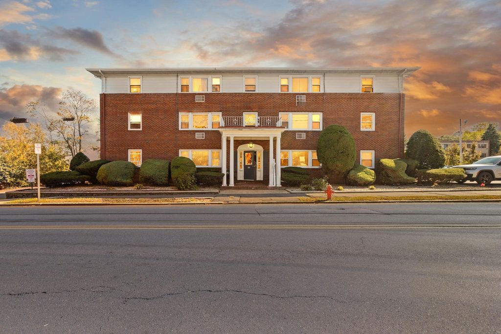 100 Magnolia Ave 5, Lynn, MA 01904
