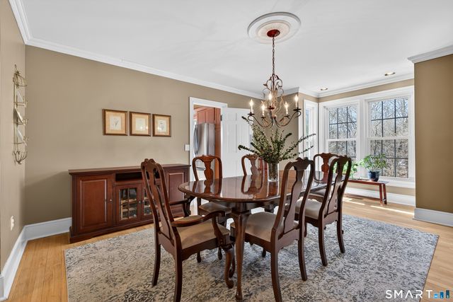 5 Riverhead Lane, East Lyme, CT 06333