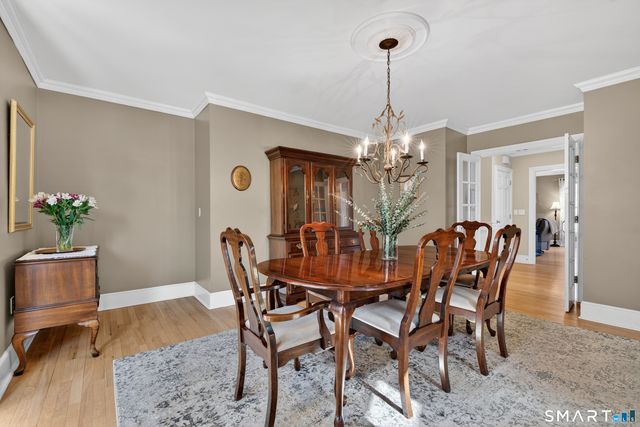 5 Riverhead Lane, East Lyme, CT 06333