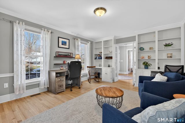 5 Riverhead Lane, East Lyme, CT 06333