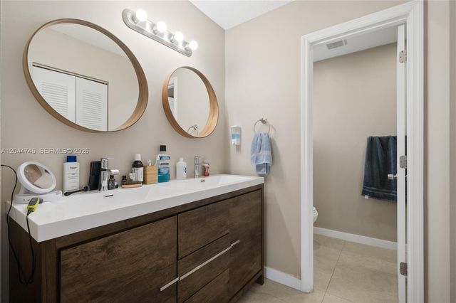 14606 SW 122nd Place 14606, Miami, FL 33186