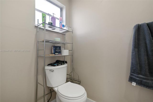 14606 SW 122nd Place 14606, Miami, FL 33186