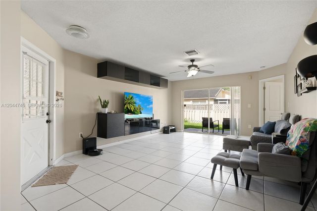 14606 SW 122nd Place 14606, Miami, FL 33186