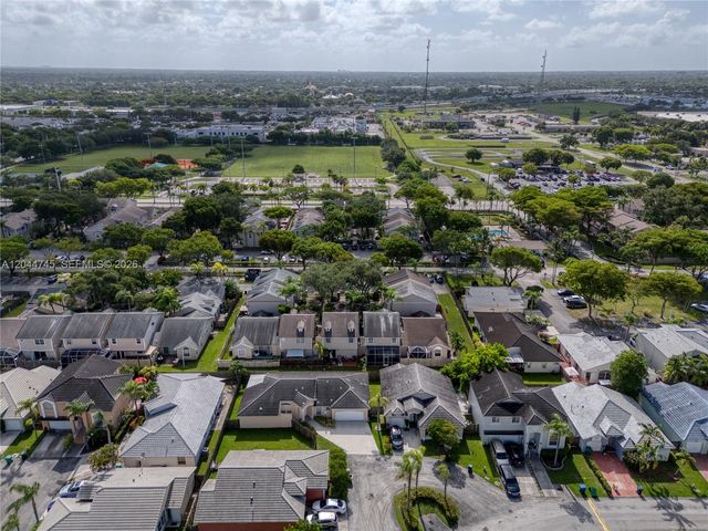 14606 SW 122nd Place 14606, Miami, FL 33186