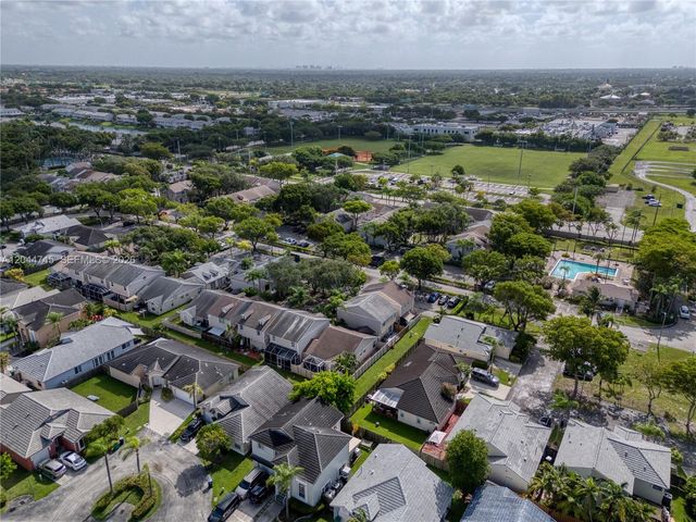 14606 SW 122nd Place 14606, Miami, FL 33186
