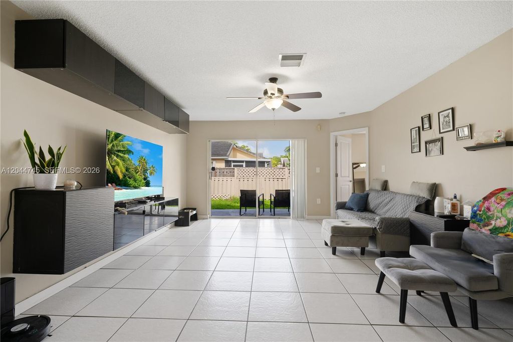 14606 SW 122nd Place 14606, Miami, FL 33186