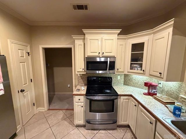 1901 Hidden Creek Drive, Sherwood, AR 72120