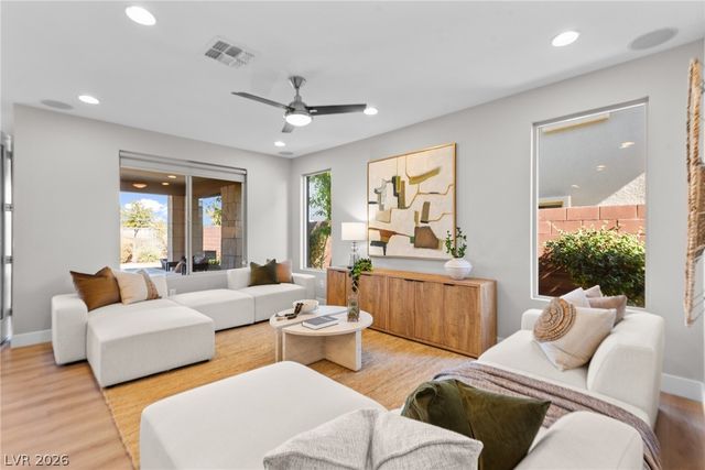 10358 Kesington Drive, Las Vegas, NV 89135