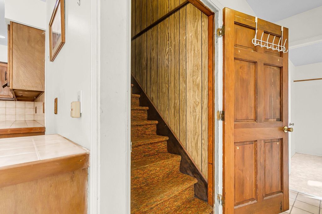 Image 33 of property listing at 700 Fairington Drive, Summerville, SC 29485