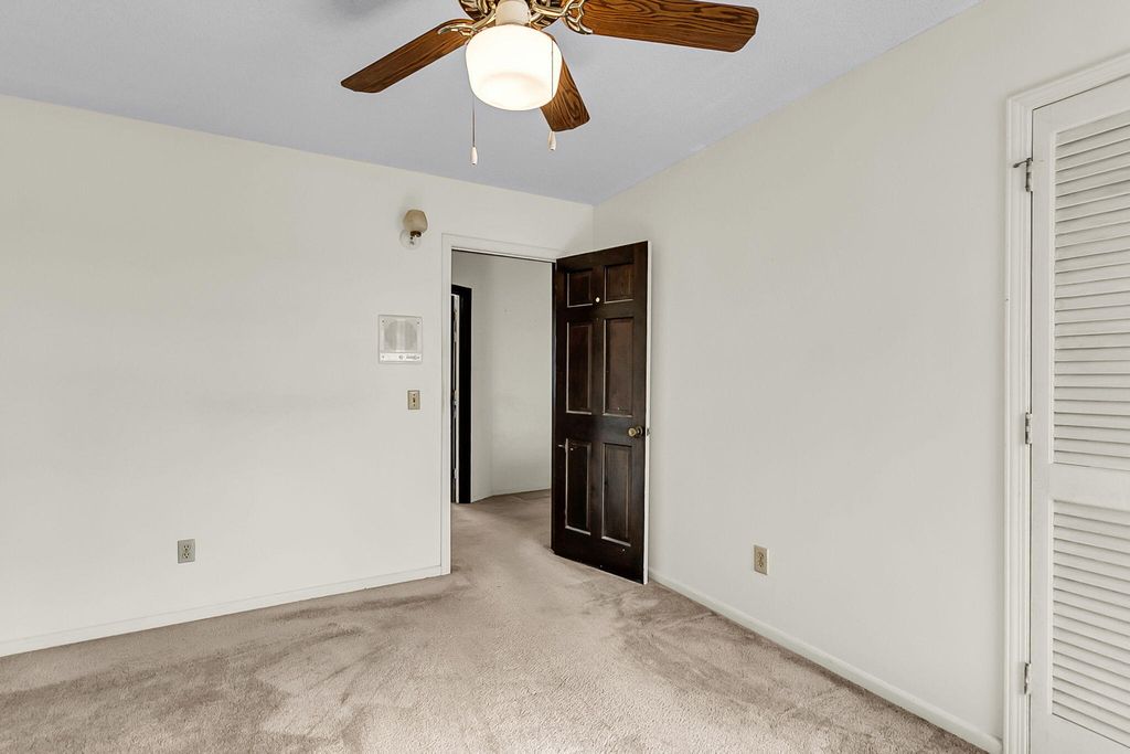 Image 49 of property listing at 700 Fairington Drive, Summerville, SC 29485