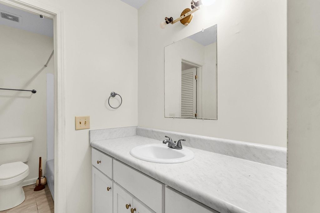 Image 50 of property listing at 700 Fairington Drive, Summerville, SC 29485