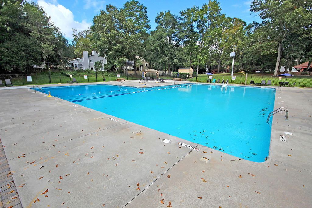 Image 63 of property listing at 700 Fairington Drive, Summerville, SC 29485