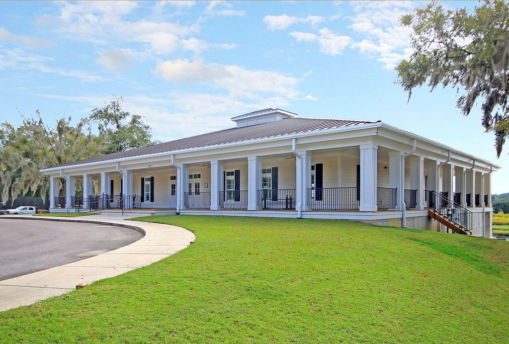 Image 66 of property listing at 700 Fairington Drive, Summerville, SC 29485