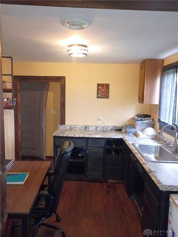 6413 Post Town Road, Dayton, OH 45426