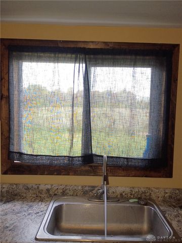 6413 Post Town Road, Dayton, OH 45426