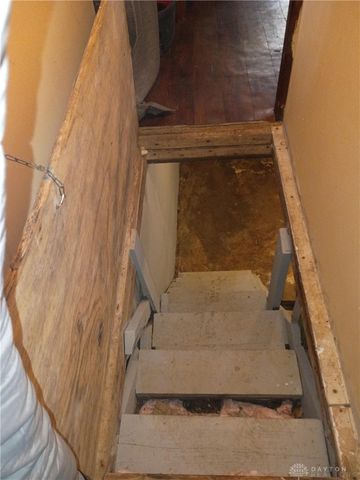 6413 Post Town Road, Dayton, OH 45426