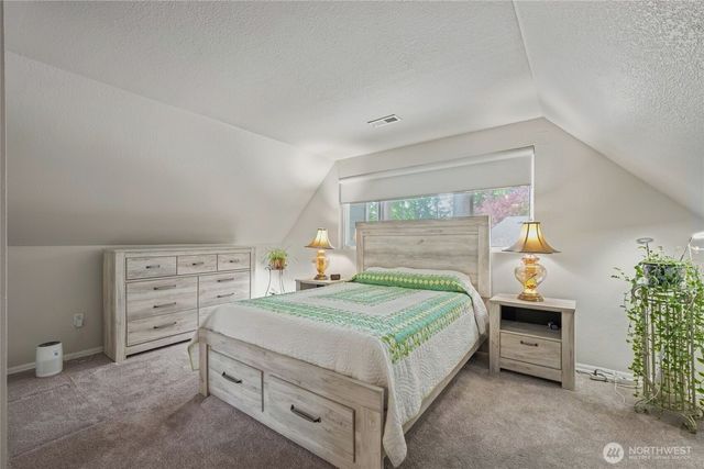12086 NE 137th Court, Kirkland, WA 98034