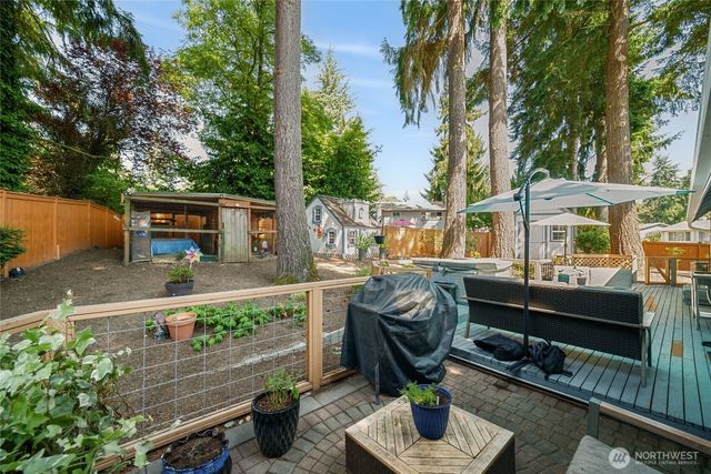 12086 NE 137th Court, Kirkland, WA 98034