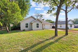 805 Main Street, Tioga, TX 76271