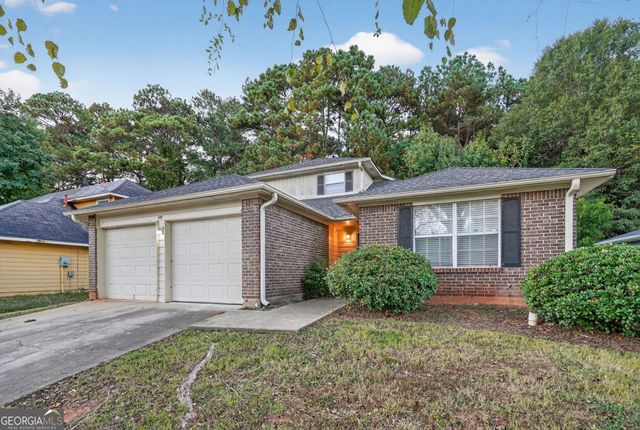 1956 Corners Circle, Lithonia, GA 30058