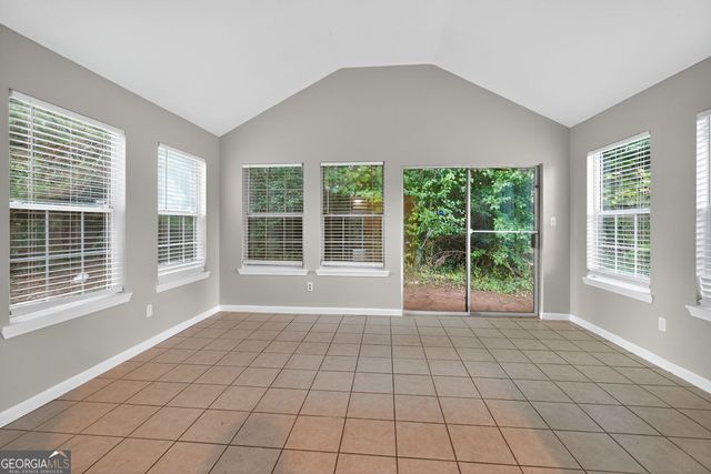 1956 Corners Circle, Lithonia, GA 30058