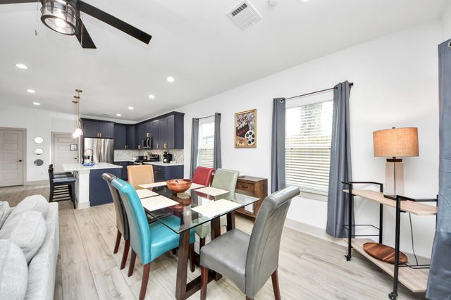 837 W Little York Road 1, Houston, TX 77091