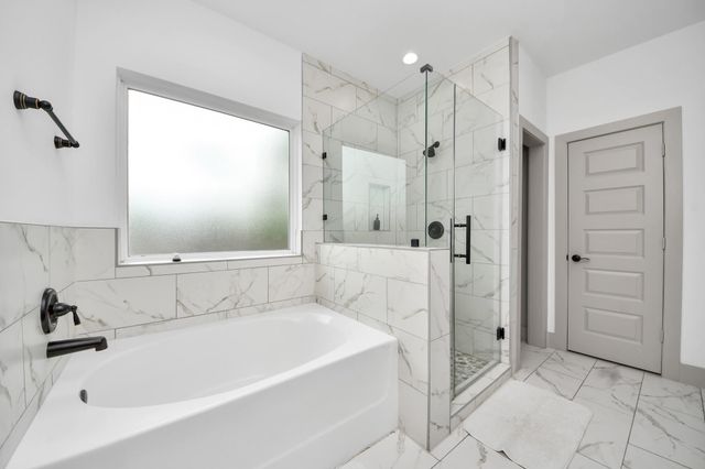837 W Little York Road 1, Houston, TX 77091