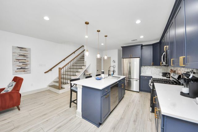 837 W Little York Road 1, Houston, TX 77091