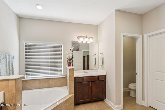 5000 REDFORD MANOR Drive, Jacksonville, FL 32258