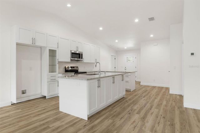 28 WOODSTON LANE, Palm Coast, FL 32164