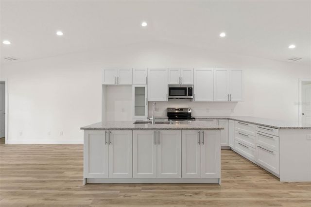 28 WOODSTON LANE, Palm Coast, FL 32164