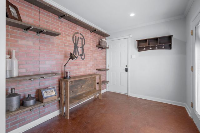 2354 N BEECHAM PL, Memphis, TN 38016