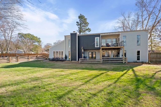 2354 N BEECHAM PL, Memphis, TN 38016