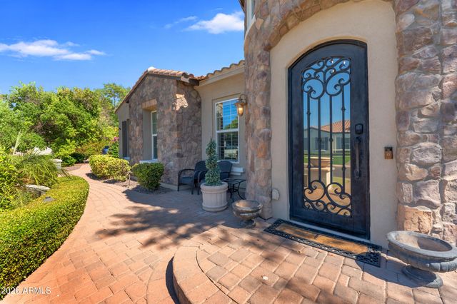 4339 E ESTRELLA Court, Gilbert, AZ 85296