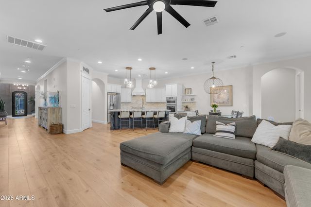 4339 E ESTRELLA Court, Gilbert, AZ 85296