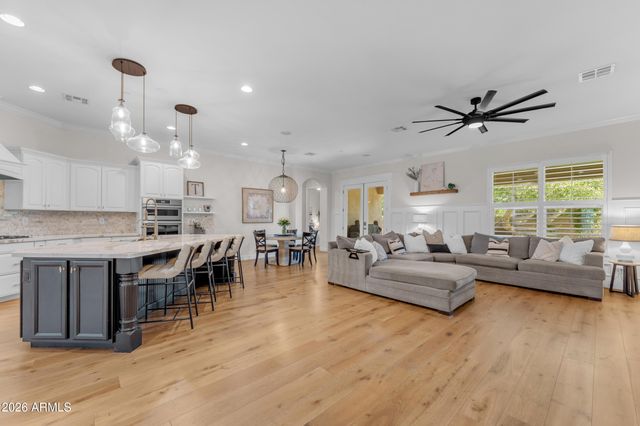 4339 E ESTRELLA Court, Gilbert, AZ 85296